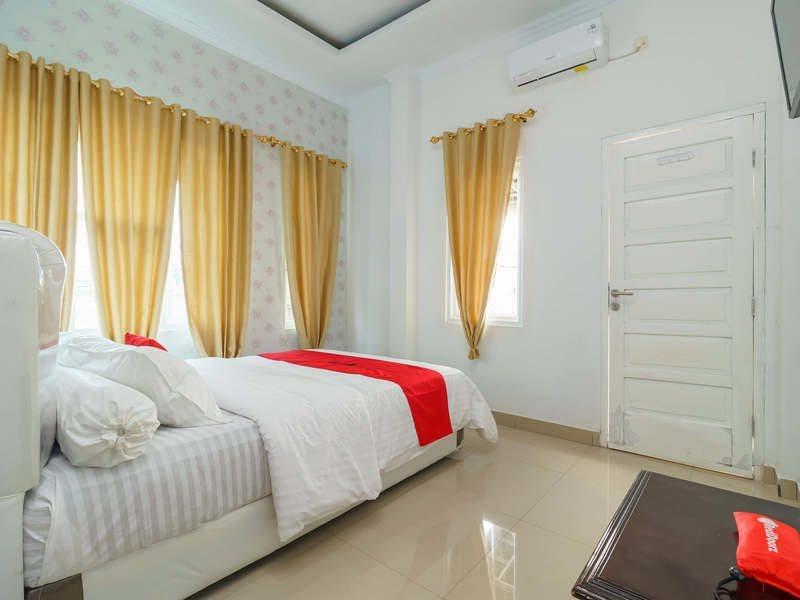 Hotel Reddoorz Syariah Near Simpang Sekip Palembang Zewnętrze zdjęcie