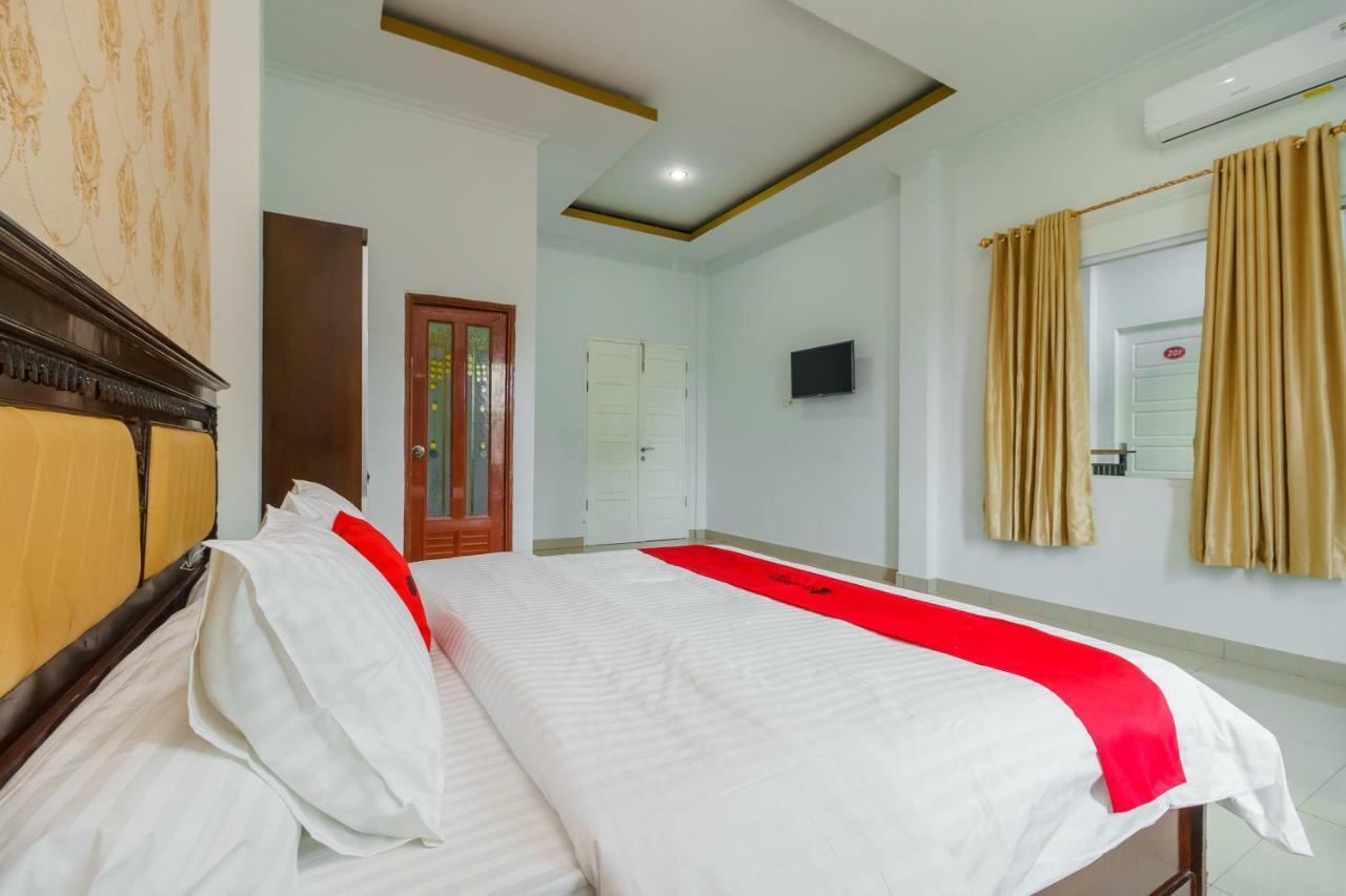 Hotel Reddoorz Syariah Near Simpang Sekip Palembang Zewnętrze zdjęcie