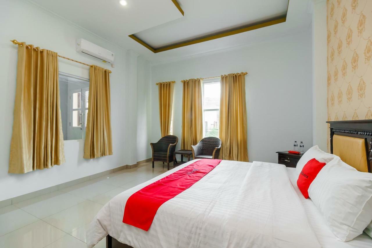 Hotel Reddoorz Syariah Near Simpang Sekip Palembang Zewnętrze zdjęcie
